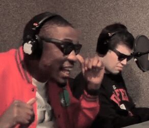 Chiddy Bang Videos – SA Freestyle, Ray Charles, and Interviews